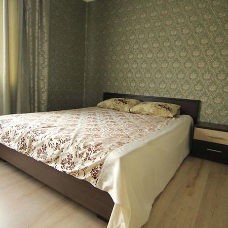 ריבנה Сімейні Затишні Апартаменти В Самому Центрі Рівного מראה חיצוני תמונה